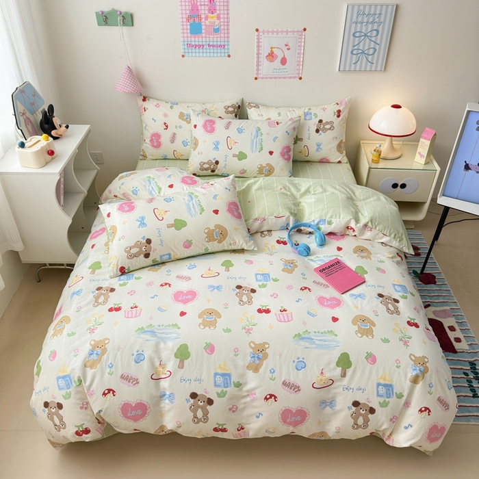 91家纺网 家纺一手货源 找家纺 曼之夏 2024新款全棉印花四件套 樱桃小狗