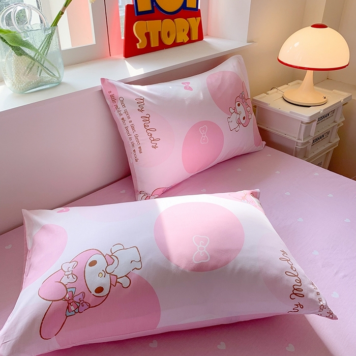 91家纺网 家纺一手货源 找家纺 玉元坊 2025年新款三丽鸥系列全棉纯棉简约基础款四件套三件套--美乐蒂简约款式 圈圈美乐蒂【简约款】