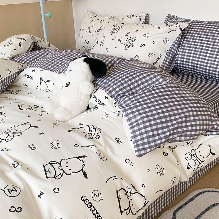 91家纺网 家纺一手货源 找家纺 玉元坊 2025年新款三丽鸥系列全棉纯棉简约基础款四件套三件套--帕恰狗简约款式 简约款-线条帕恰狗