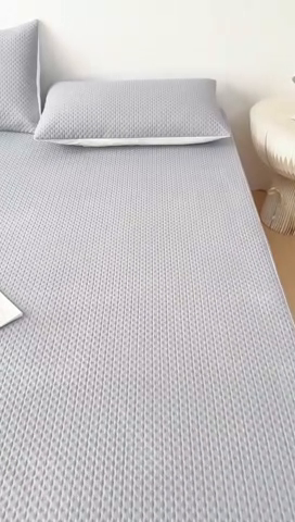 91家纺网 家纺一手货源 找家纺 小萌虎 2024新款华夫防水夹棉床笠 华夫-高级灰