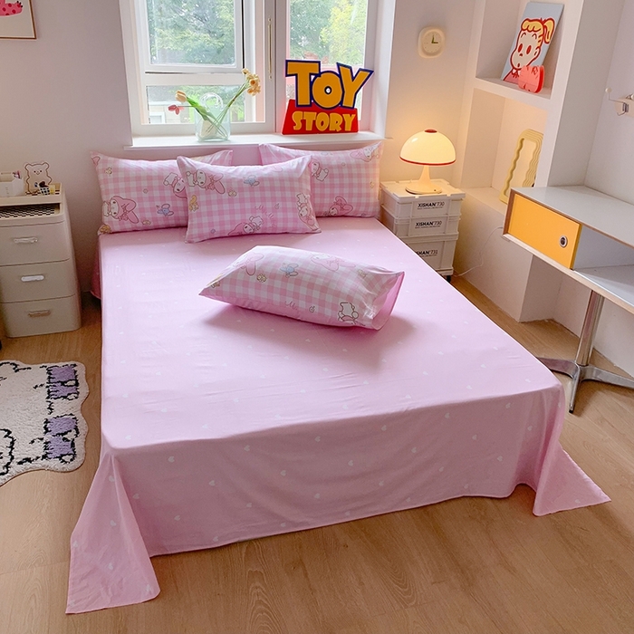 91家纺网 家纺一手货源 找家纺 玉元坊 2025年新款三丽鸥系列全棉纯棉简约基础款四件套三件套--美乐蒂简约款式 粉格美乐蒂【简约款】