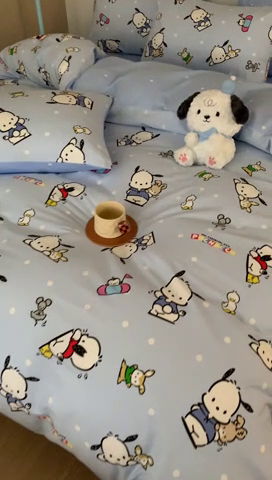 91家纺网 家纺一手货源 找家纺 玉元坊 2025年新款三丽鸥系列全棉纯棉简约基础款四件套三件套--帕恰狗简约款式 简约款-小帕和伙伴蓝