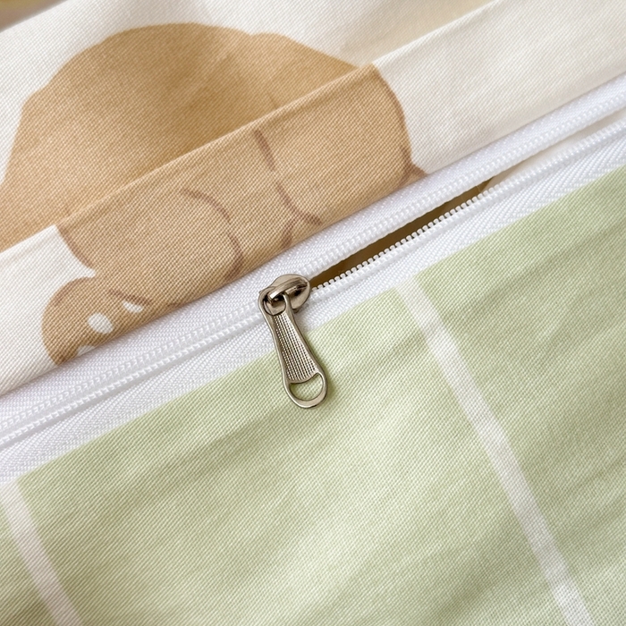 91家纺网 家纺一手货源 找家纺 曼之夏 2024新款全棉印花四件套 樱桃小狗