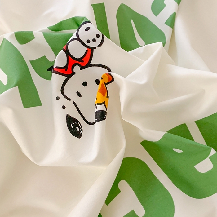 91家纺网 家纺一手货源 找家纺 玉元坊 2025年新款三丽鸥系列全棉纯棉简约基础款四件套三件套--帕恰狗简约款式 简约款-字母帕恰狗