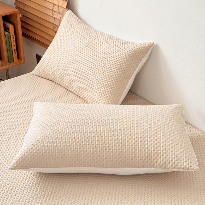 91家纺网 家纺一手货源 找家纺 小萌虎 2024新款华夫防水夹棉床笠 华夫-奶咖