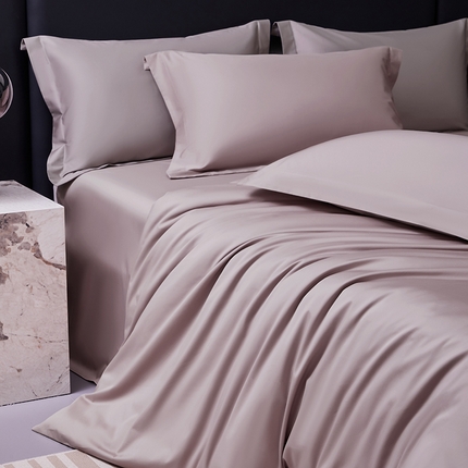 91家纺网 家纺一手货源 找家纺 轩和家居  2024新款70S长绒棉四件套 山茶色