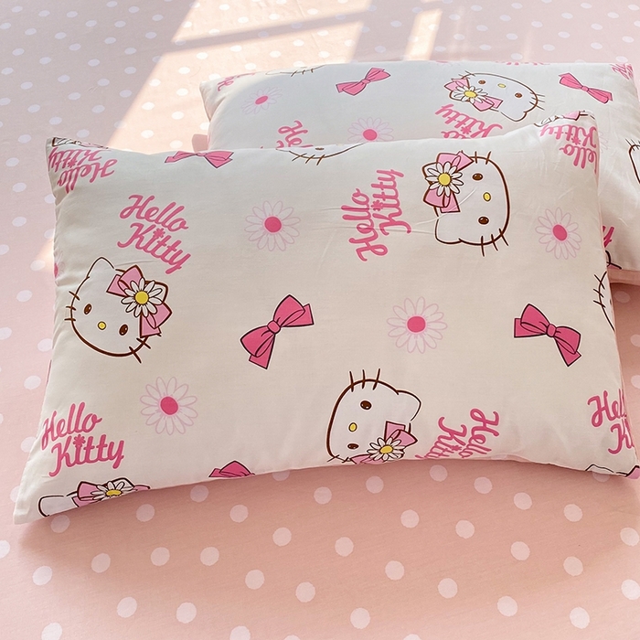 91家纺网 家纺一手货源 找家纺 玉元坊 2025年新款三丽鸥系列全棉纯棉简约基础款四件套三件套--凯蒂猫简约款式 雏菊kt 简约款