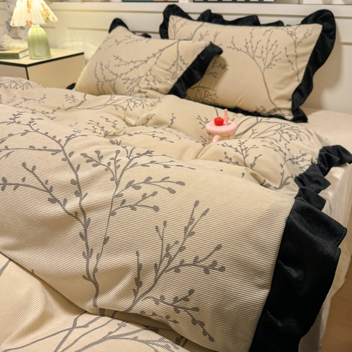 91家纺网 家纺一手货源 找家纺 宅家居 2025新款轻法式小香风灯芯绒四件套提花立体韩版花边牛奶绒三件套-实拍风 花枝