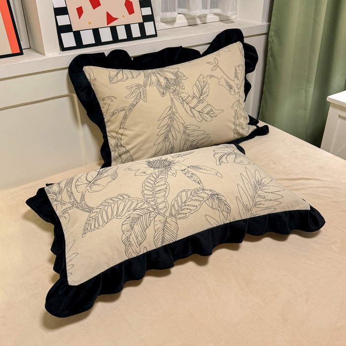 91家纺网 家纺一手货源 找家纺 宅家居 2025新款轻法式小香风灯芯绒四件套提花立体韩版花边牛奶绒三件套-实拍风 语叶