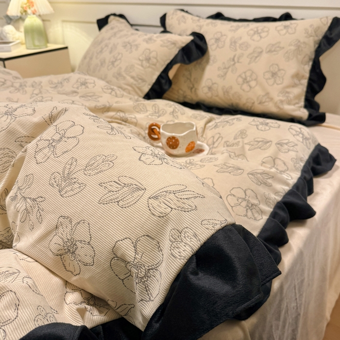 91家纺网 家纺一手货源 找家纺 宅家居 2025新款轻法式小香风灯芯绒四件套提花立体韩版花边牛奶绒三件套-实拍风 百合