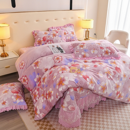 91家纺网 家纺一手货源 找家纺 （买家秀 爆款不断货）A类母婴级双层蕾丝花边床裙床盖三件套牛奶绒床盖三件套萱花绒床护垫牛奶绒床褥卡通 花边-花好月圆