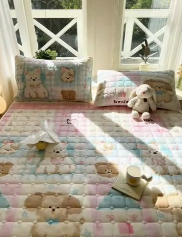 91家纺网 家纺一手货源 找家纺 萌飞 2024新款全棉棉花床垫 涂鸦油画狗