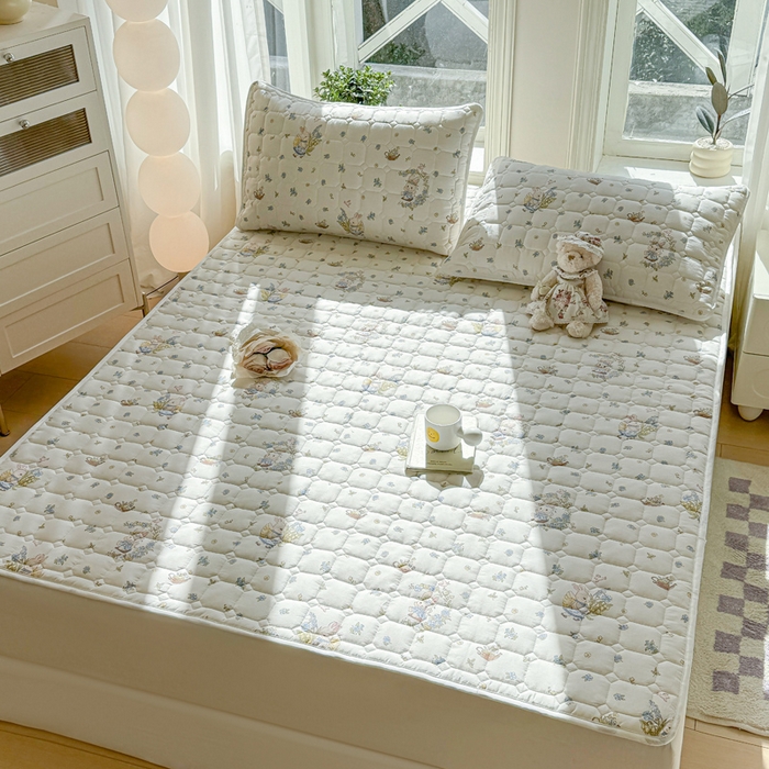 91家纺网 家纺一手货源 找家纺 萌飞 2024新款全棉棉花床垫 春日小兔