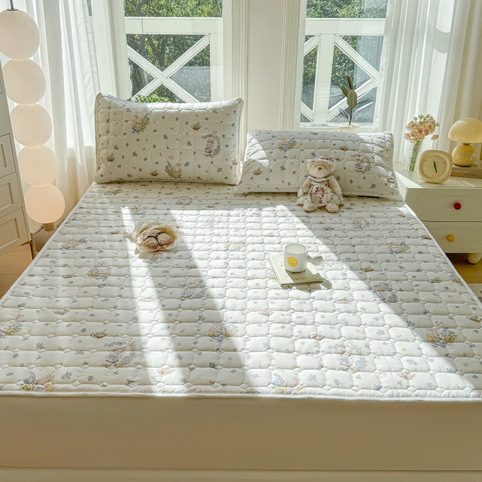 91家纺网 家纺一手货源 找家纺 萌飞 2024新款全棉棉花床垫 春日小兔