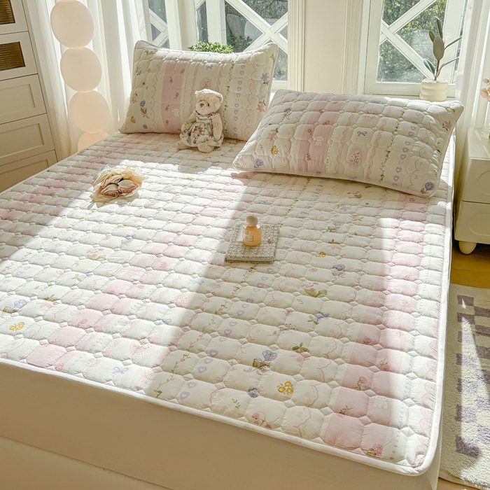 91家纺网 家纺一手货源 找家纺 萌飞 2024新款全棉棉花床垫 花朵兔兔