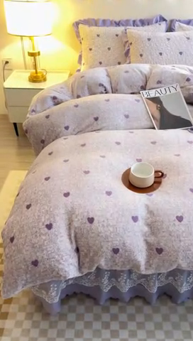 91家纺网 家纺一手货源 找家纺 （买家秀 爆款不断货）A类母婴级双层蕾丝花边床裙床盖三件套牛奶绒床盖三件套萱花绒床护垫牛奶绒床褥卡通 花边-爱心紫