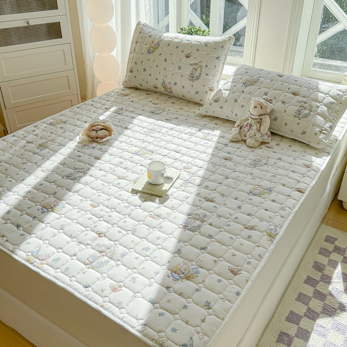 91家纺网 家纺一手货源 找家纺 萌飞 2024新款全棉棉花床垫 春日小兔