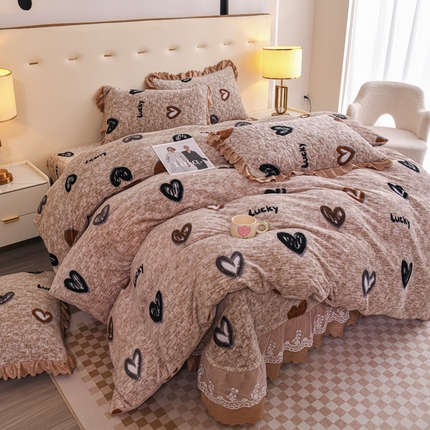 91家纺网 家纺一手货源 找家纺 （买家秀 爆款不断货）A类母婴级双层蕾丝花边床裙床盖三件套牛奶绒床盖三件套萱花绒床护垫牛奶绒床褥卡通 花边-爱心咖