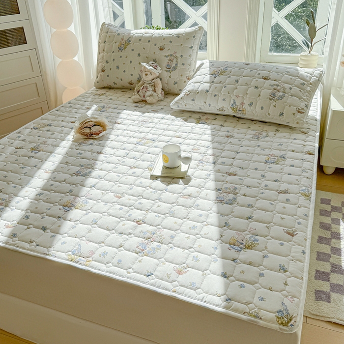 91家纺网 家纺一手货源 找家纺 萌飞 2024新款全棉棉花床垫 春日小兔