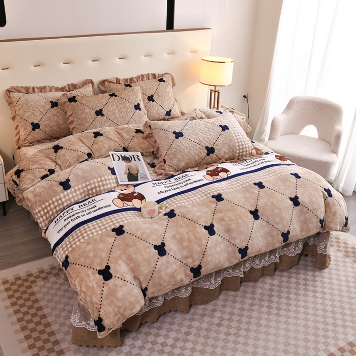 91家纺网 家纺一手货源 找家纺 （买家秀 爆款不断货）A类母婴级双层蕾丝花边床裙床盖三件套牛奶绒床盖三件套萱花绒床护垫牛奶绒床褥卡通 花边-宝贝熊