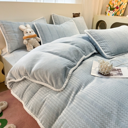 91家纺网 家纺一手货源 找家纺 （买家秀 爆款不断货）A类母婴级6D提花牛奶绒四件套提花绒珊瑚绒四件套雪花绒四件套纯色牛奶绒四件套花 提花-雾蓝