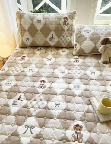 91家纺网 家纺一手货源 找家纺 萌飞 2024新款全棉棉花床垫 贝琪-咖