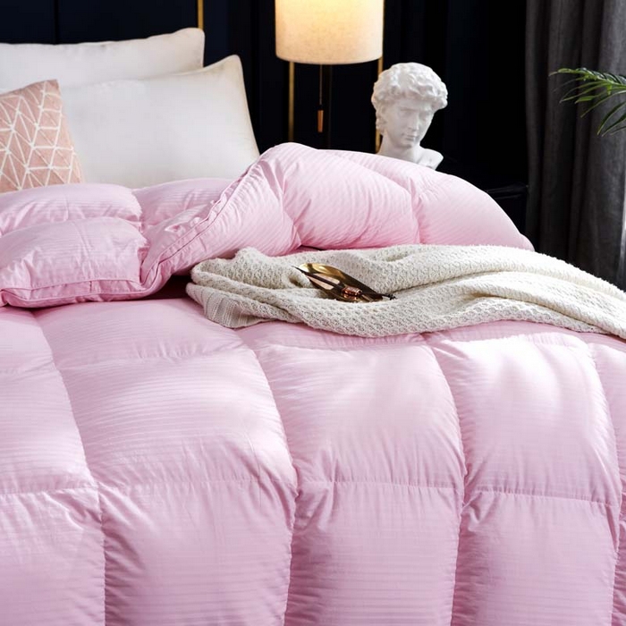 91家纺网 家纺一手货源 找家纺 御眠纺羽绒被壳 2025新款全棉贡缎条纹羽绒被壳-条纹 粉色