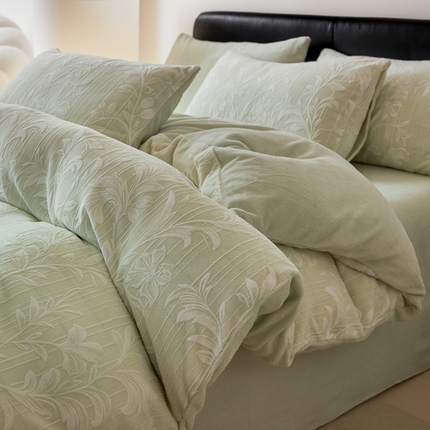 91家纺网 家纺一手货源 找家纺 （总）（买家秀爆款不断货）A类母婴级牛奶雕花绒四件套珊瑚绒小香风牛奶绒四件套雪花绒四件套雕花牛奶绒四件套白