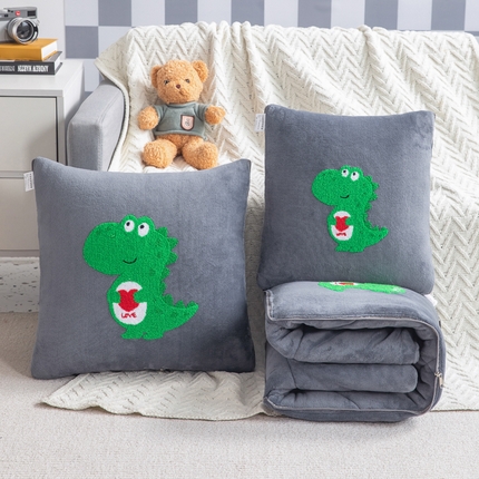 91家纺网 家纺一手货源 找家纺 （总）雷人家纺 2022新款牛奶绒卡通毛巾绣加厚抱枕被