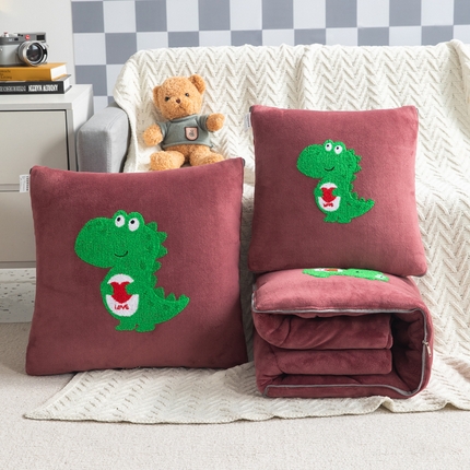 91家纺网 家纺一手货源 找家纺 （总）雷人家纺 2022新款牛奶绒卡通毛巾绣加厚抱枕被