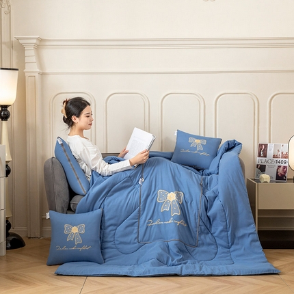 91家纺网 家纺一手货源 找家纺 （总）雷人家纺 2023新款同心结系列刺绣多功能抱枕被