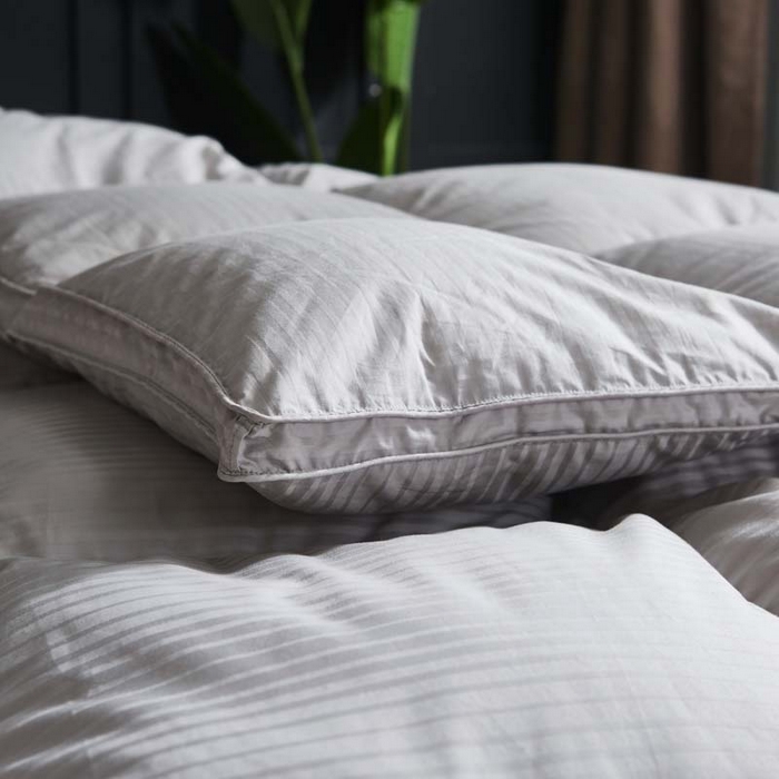 91家纺网 家纺一手货源 找家纺 御眠纺羽绒被壳 2025新款全棉贡缎条纹羽绒被壳-条纹 灰色