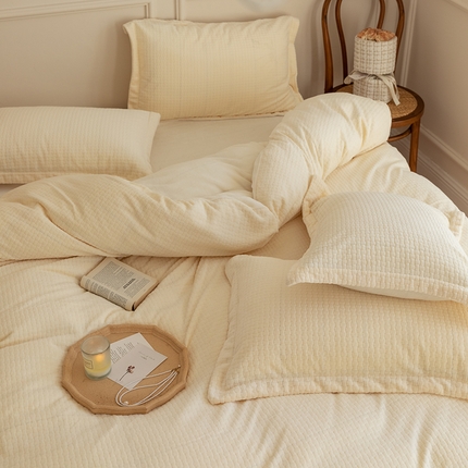 91家纺网 家纺一手货源 找家纺 （总）（买家秀爆款不断货）A类母婴级牛奶雕花绒四件套珊瑚绒小香风牛奶绒四件套雪花绒四件套雕花牛奶绒四件套白