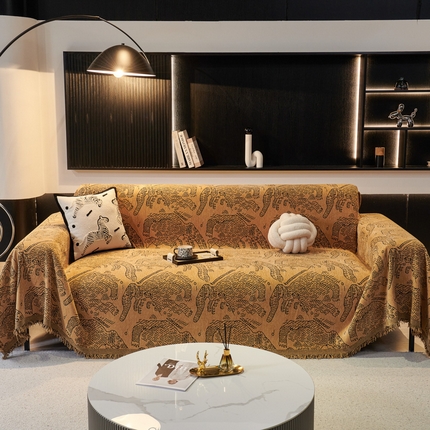 91家纺网 家纺一手货源 找家纺 逐日沙发套 2024新款雪尼尔加厚沙发巾 虎纹-中古黄