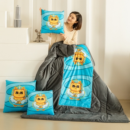 雷人家纺 2024新款多功能印花宝宝绒抱枕被 有勇有谋