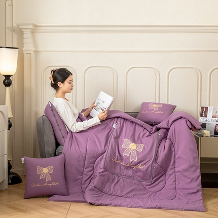 雷人家纺 2023新款同心结系列刺绣多功能抱枕被 同心结-丁香紫