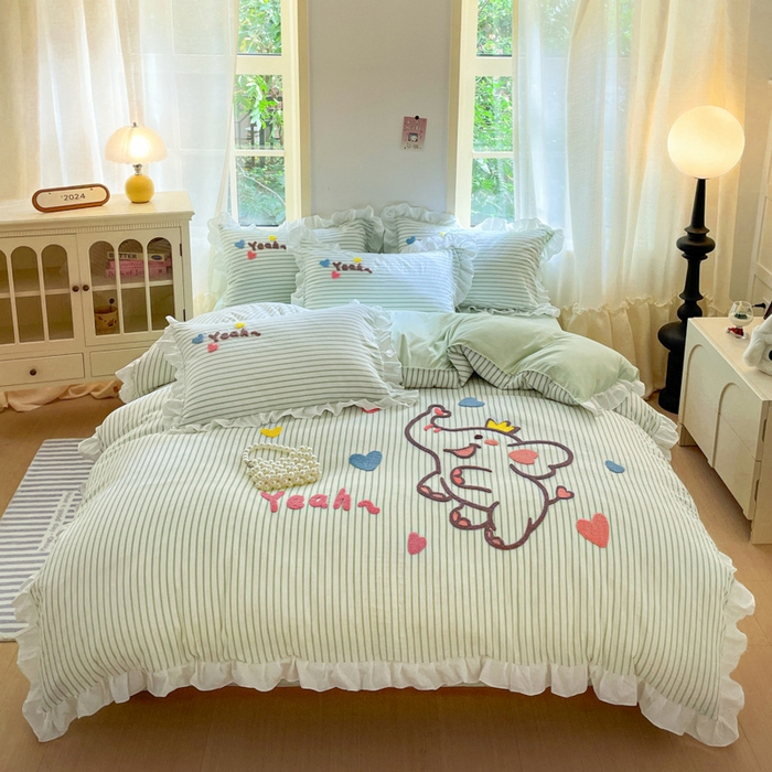 91家纺网 家纺一手货源 找家纺 泉欣家纺 2025新品韩系网红水洗棉卡通毛巾绣花小象考拉系列四件套（专版花型） 萌小象浅绿