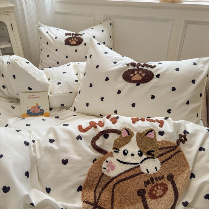 91家纺网 家纺一手货源 找家纺 曼之夏 2025新款全棉亲肤舒适毛巾绣四件套 毛巾绣-咔咔喵