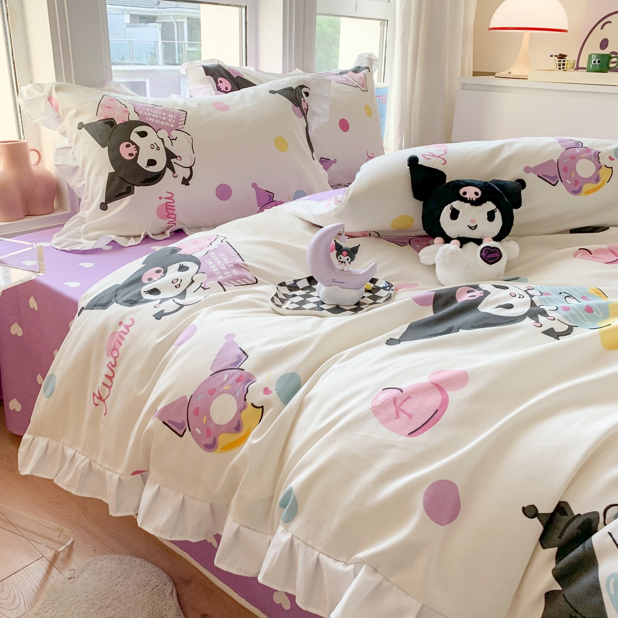 91家纺网 家纺一手货源 找家纺 玉元坊 2025新款三丽鸥系列白花边被套纯棉全棉床裙三件套四件套-库洛米白花边款式 波点库洛米