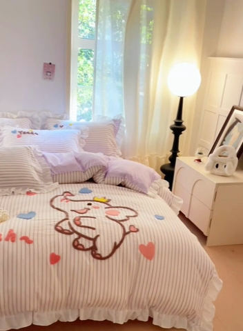 91家纺网 家纺一手货源 找家纺 泉欣家纺 2025新品韩系网红水洗棉卡通毛巾绣花小象考拉系列四件套（专版花型） 萌小象风铃紫