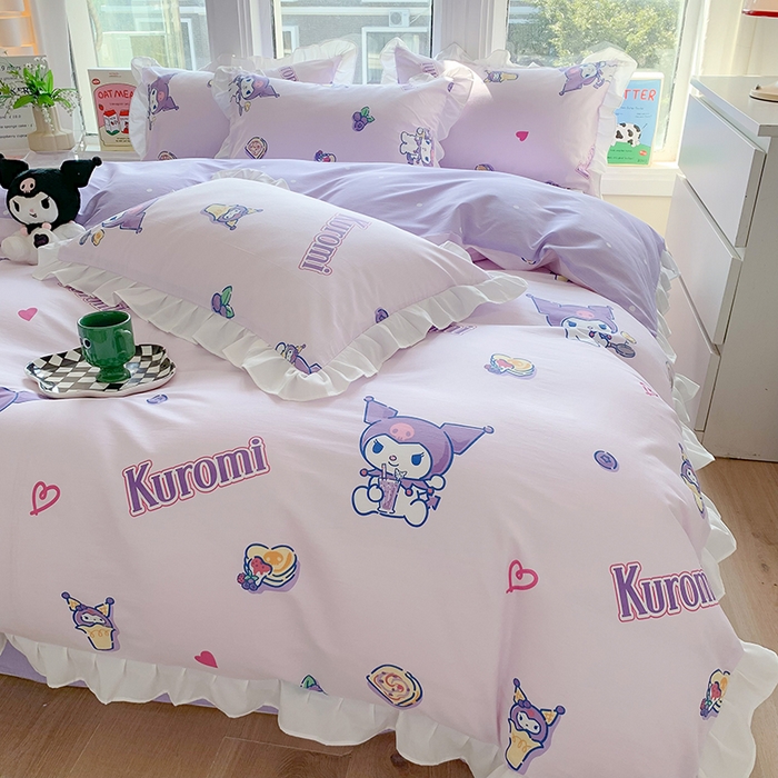 91家纺网 家纺一手货源 找家纺 玉元坊 2025新款三丽鸥系列白花边被套纯棉全棉床裙三件套四件套-库洛米白花边款式 甜甜库洛米【花边款】