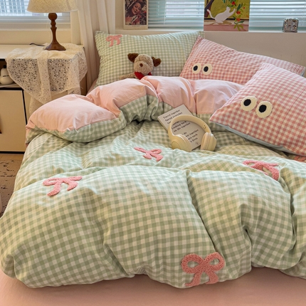 妖妖家纺 2025新款水洗云朵毛巾绣印+绣系列四件套 少女蝴蝶结-绿粉