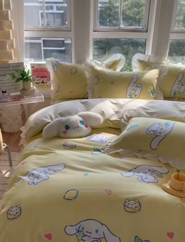 91家纺网 家纺一手货源 找家纺 玉元坊 2025新款三丽鸥系列白花边被套纯棉全棉床裙三件套四件套-大耳狗白花边款式 柠檬大耳狗【花边款】