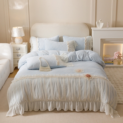 91家纺网 家纺一手货源 找家纺 （总）好儿喜家纺 2025新款牛奶绒四件套冬季雕花绒保暖舒适被套加厚牛奶绒床上用品-杜莎