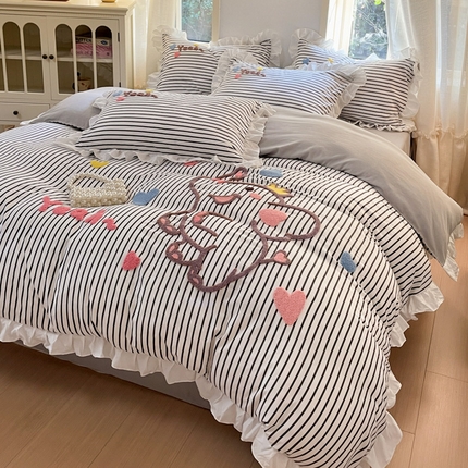 91家纺网 家纺一手货源 找家纺 （总）泉欣家纺 2025新品韩系网红水洗棉卡通毛巾绣花小象考拉系列四件套（专版花型）