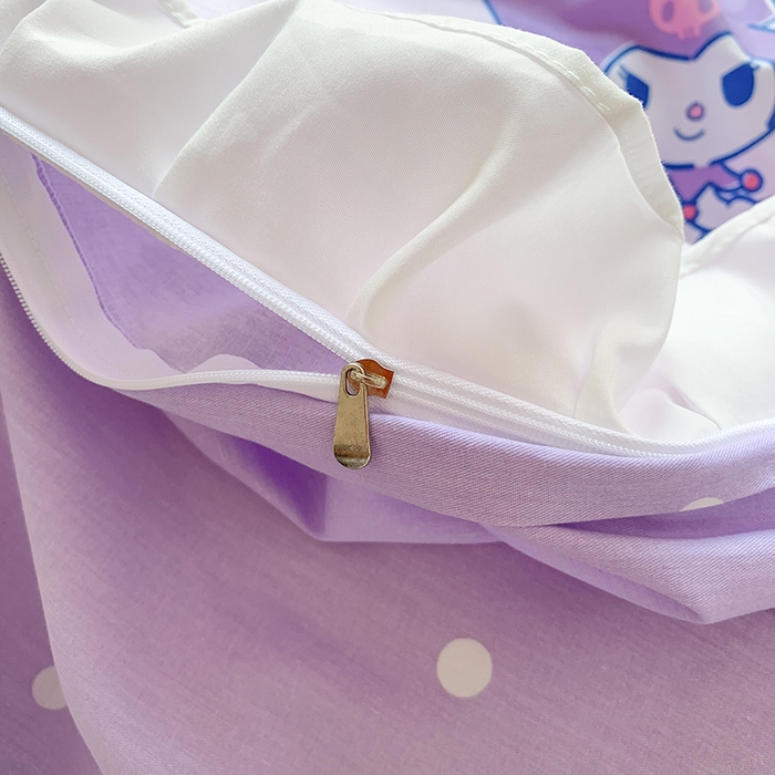 91家纺网 家纺一手货源 找家纺 玉元坊 2025新款三丽鸥系列白花边被套纯棉全棉床裙三件套四件套-库洛米白花边款式 甜甜库洛米【花边款】