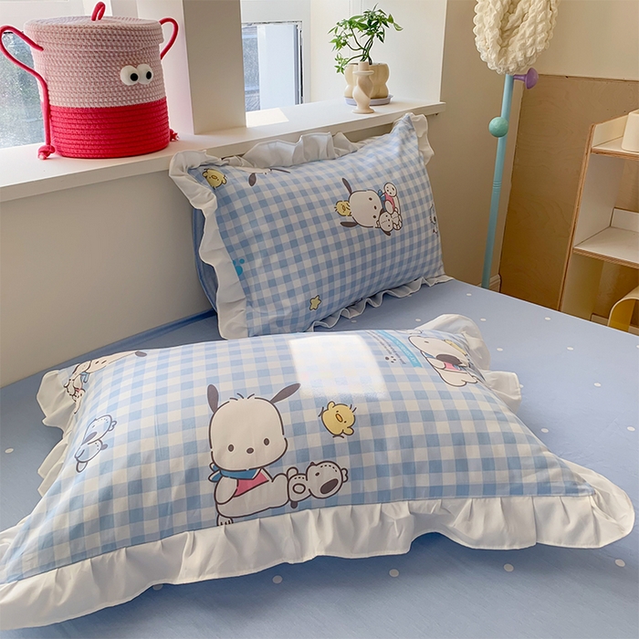 91家纺网 家纺一手货源 找家纺 （总）玉元坊 2025新款三丽鸥系列白花边被套纯棉全棉床裙三件套四件套-帕恰狗白花边款式