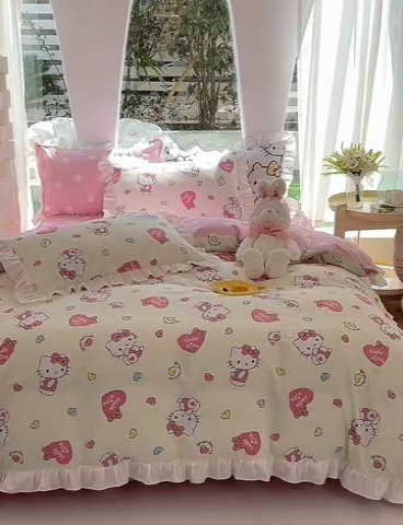 91家纺网 家纺一手货源 找家纺 玉元坊 2025新款三丽鸥系列白花边被套纯棉全棉床裙三件套四件套-凯蒂猫白花边款式 公主kt 花边款