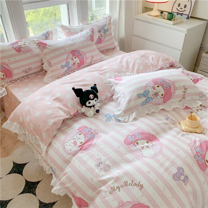 91家纺网 家纺一手货源 找家纺 玉元坊 2025新款三丽鸥系列白花边被套纯棉全棉床裙三件套四件套-美乐蒂白花边款式 甜甜美乐蒂【花边款】