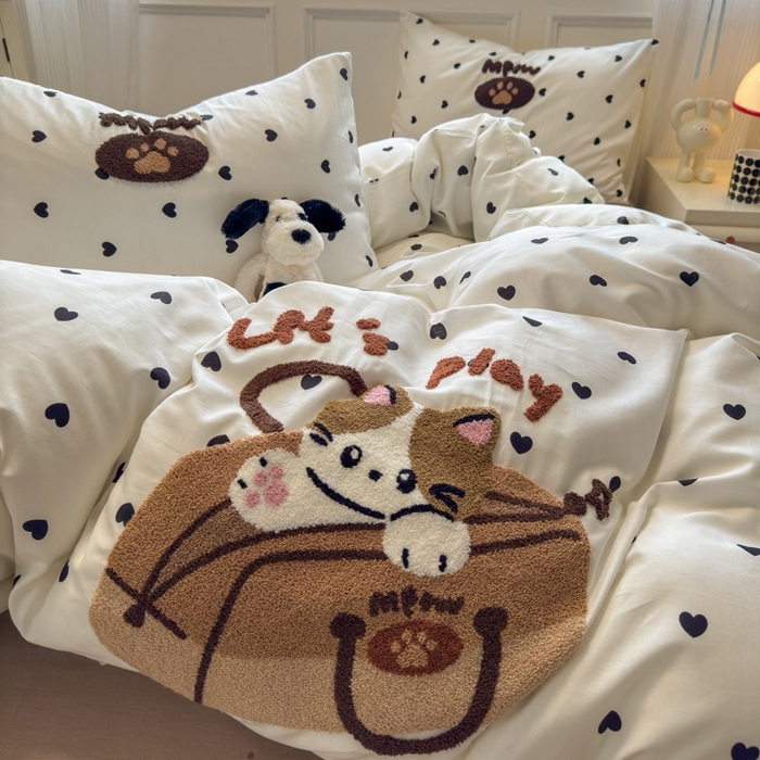 91家纺网 家纺一手货源 找家纺 曼之夏 2025新款全棉亲肤舒适毛巾绣四件套 毛巾绣-咔咔喵